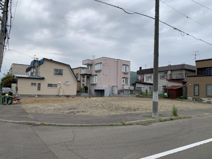 北47条東13丁目A・B区画　分譲地